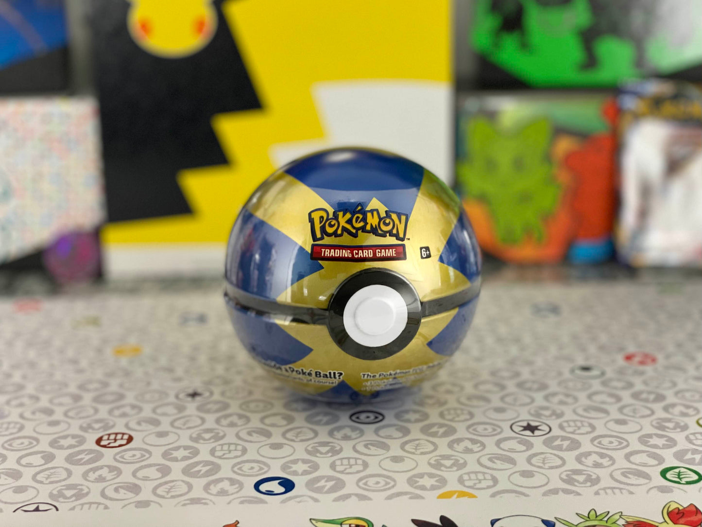 Pokémon TCG - "Best of 2021" Poké Ball Tin Variants