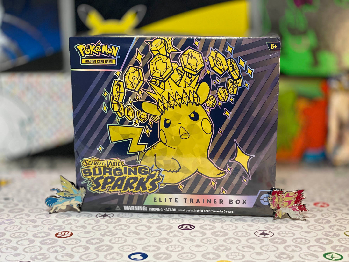 Pokémon TCG - Surging Sparks Elite Trainer Box